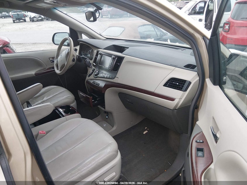 2012 Toyota Sienna Xle 7 Passenger