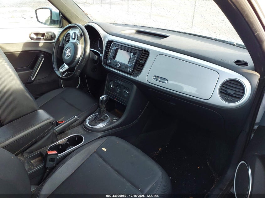 2012 Volkswagen Beetle 2.5L