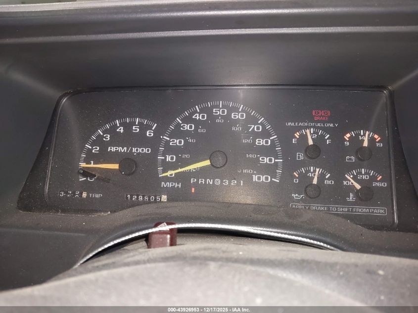 1998 Chevrolet C1500 Fleetside VIN: 1GCEC14M0WZ116416 Lot: 43926953