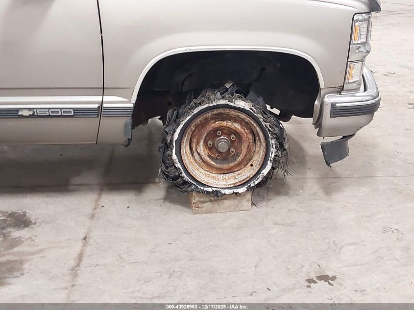 1998 Chevrolet C1500 Fleetside VIN: 1GCEC14M0WZ116416 Lot: 43926953