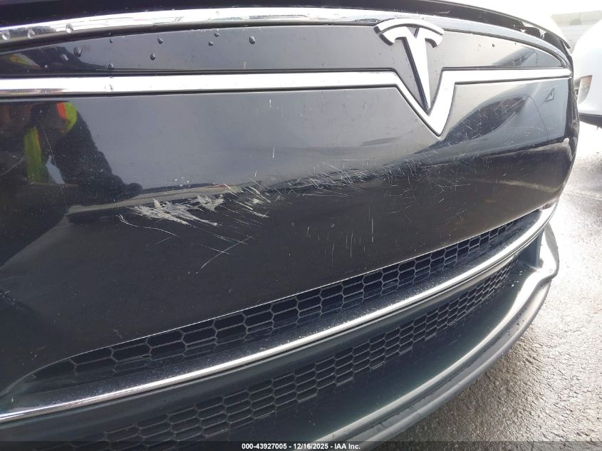 2013 Tesla Model S Performance VIN: 5YJSA1DP7DFP17019 Lot: 43927005