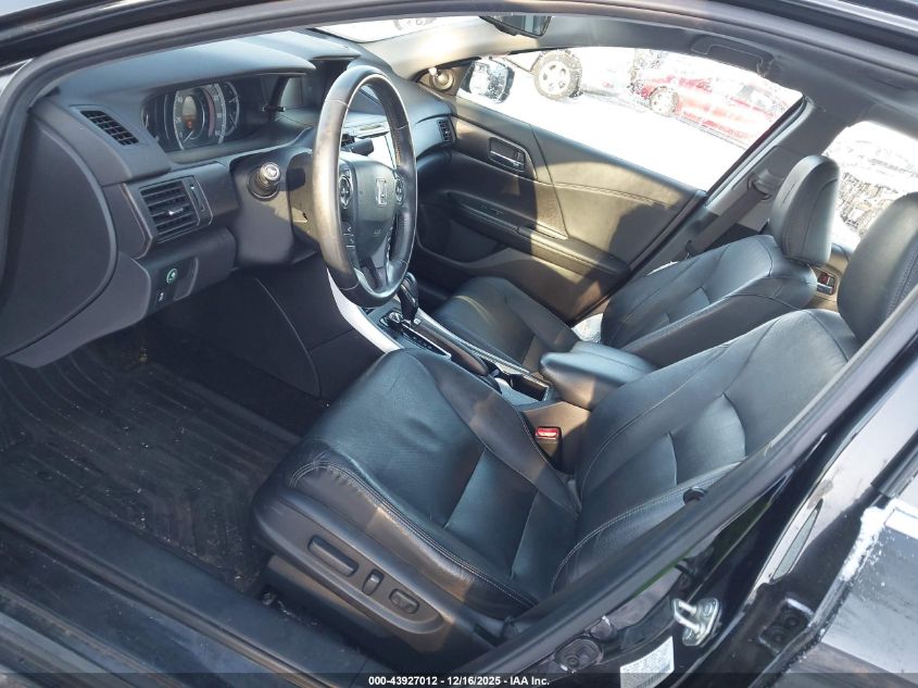 2015 Honda Accord Touring VIN: 1HGCR3F93FA002016 Lot: 43927012