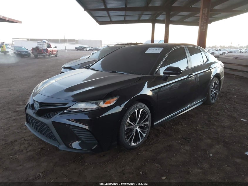 4T1B21HK3KU520103 2019 TOYOTA CAMRY photo no. 2