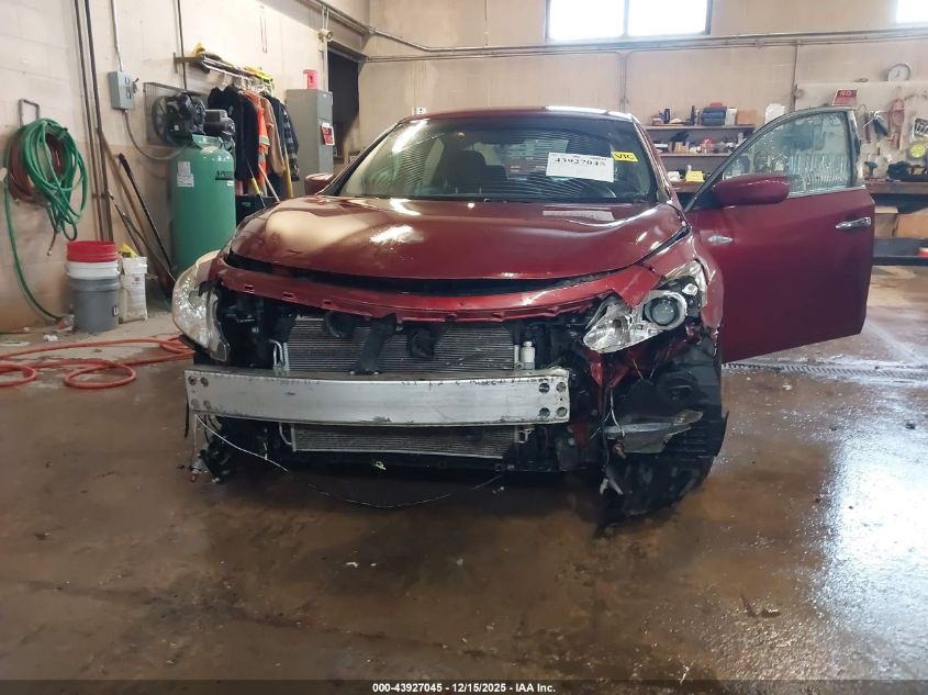 2014 Nissan Altima 2.5 S VIN: 1N4AL3AP8EN215697 Lot: 43927045