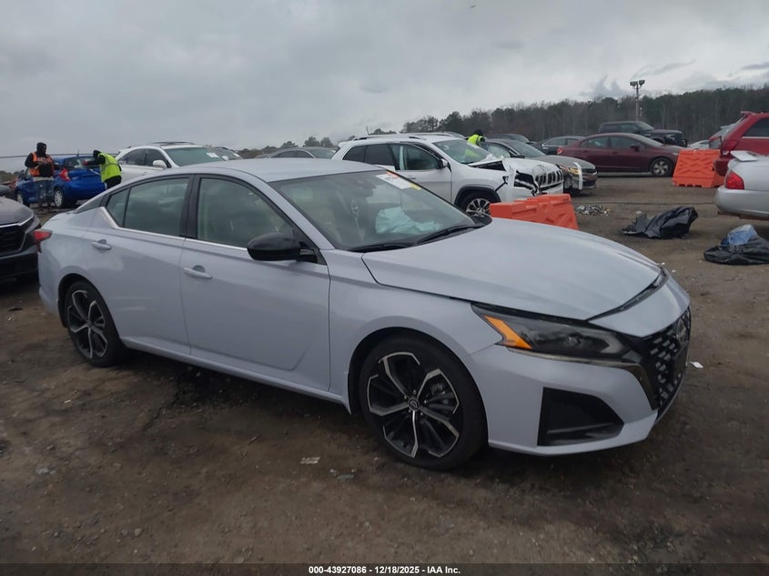 2024 Nissan Altima Sr Fwd