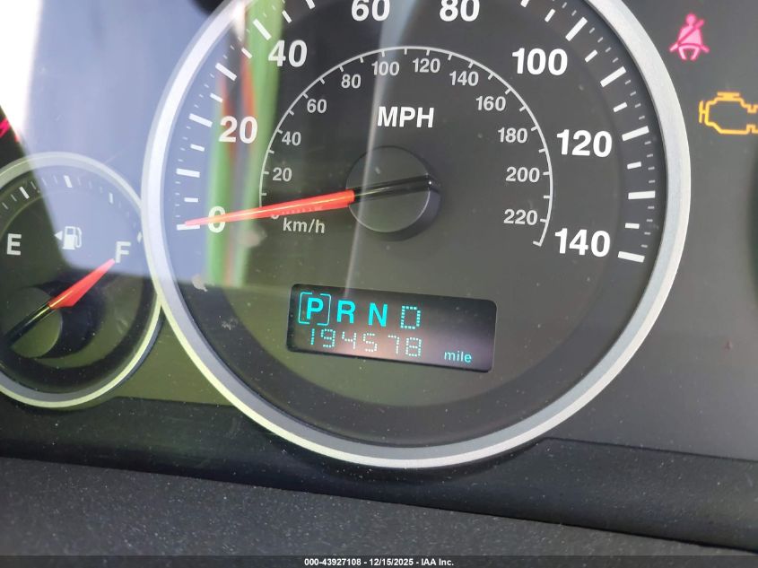 2005 Jeep Grand Cherokee Limited VIN: 1J4HR58215C527511 Lot: 43927108