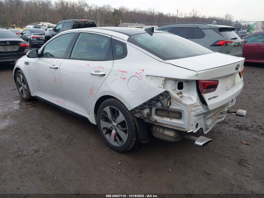 Kia OPTIMA — thumbnail 3