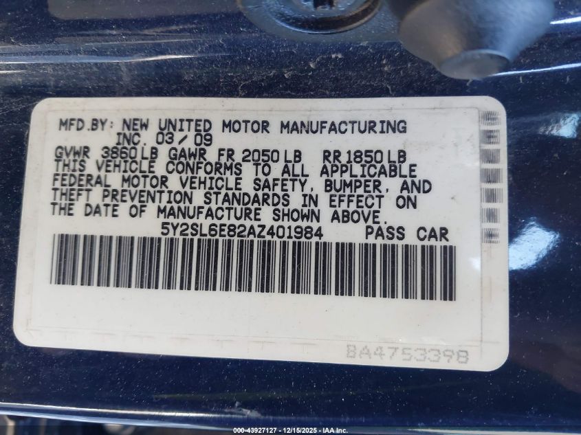 2010 Pontiac Vibe VIN: 5Y2SL6E82AZ401984 Lot: 43927127