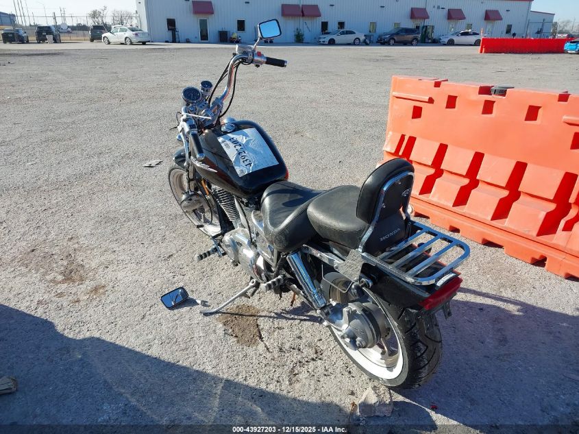 2005 Honda Vt1100 C