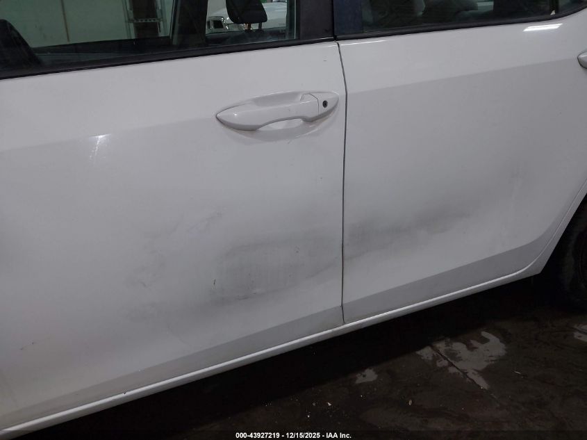 2016 Toyota Corolla Le VIN: 5YFBURHE1GP444988 Lot: 43927219