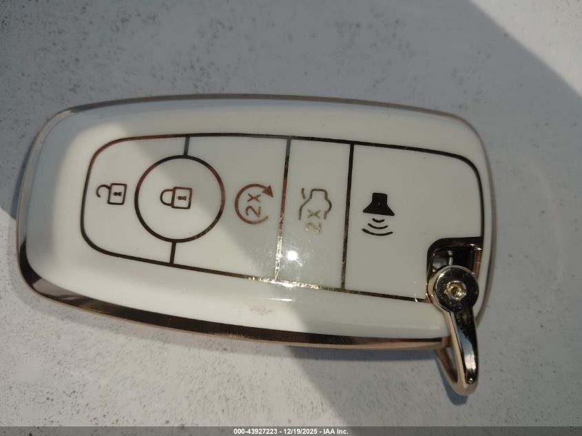 2022 Ford Mustang Ecoboost Premium Fastback VIN: 1FA6P8TD7N5100440 Lot: 43927223