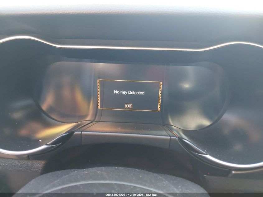 2022 Ford Mustang Ecoboost Premium Fastback VIN: 1FA6P8TD7N5100440 Lot: 43927223