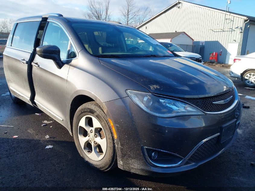 CHRYSLER PACIFICA TOURING-L PLUS