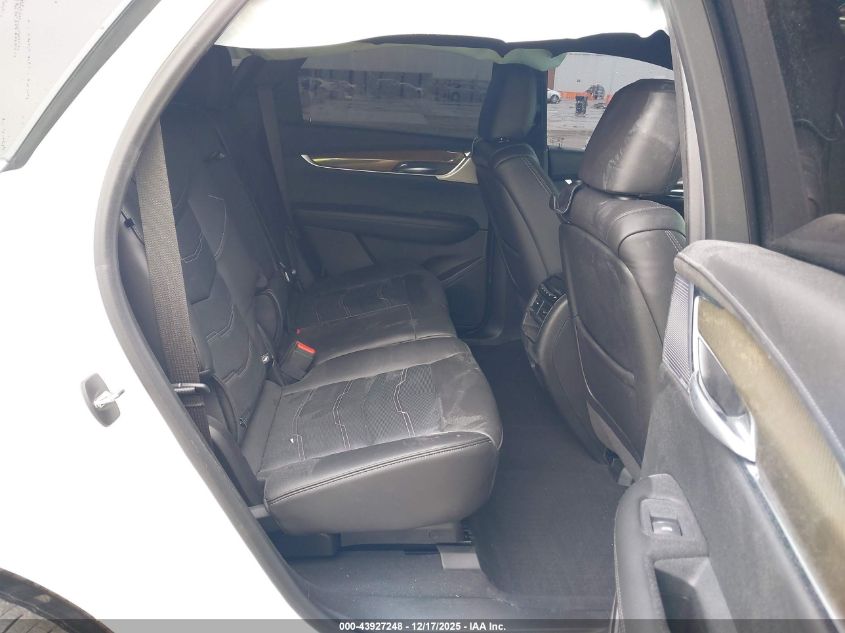 2022 Cadillac Xt5 Awd Premium Luxury VIN: 1GYKNFRS0NZ149281 Lot: 43927248