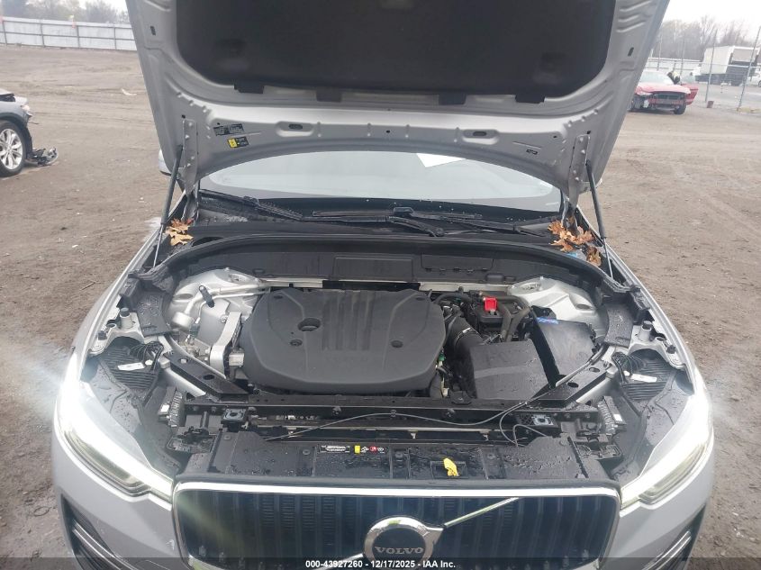 2022 Volvo Xc60 B5 Momentum VIN: YV4L12RK0N1982315 Lot: 43927260