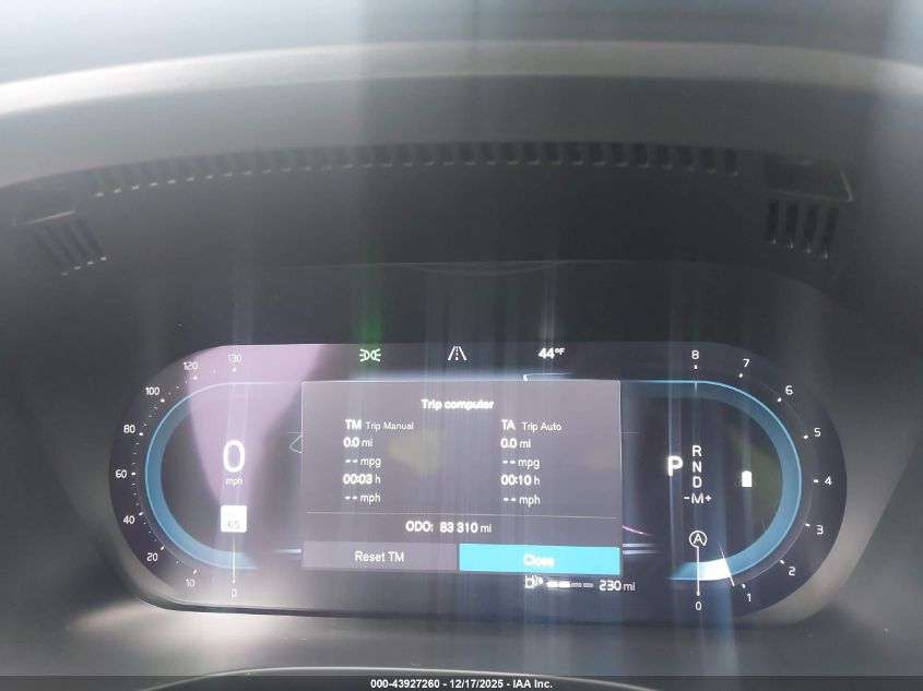 2022 Volvo Xc60 B5 Momentum VIN: YV4L12RK0N1982315 Lot: 43927260