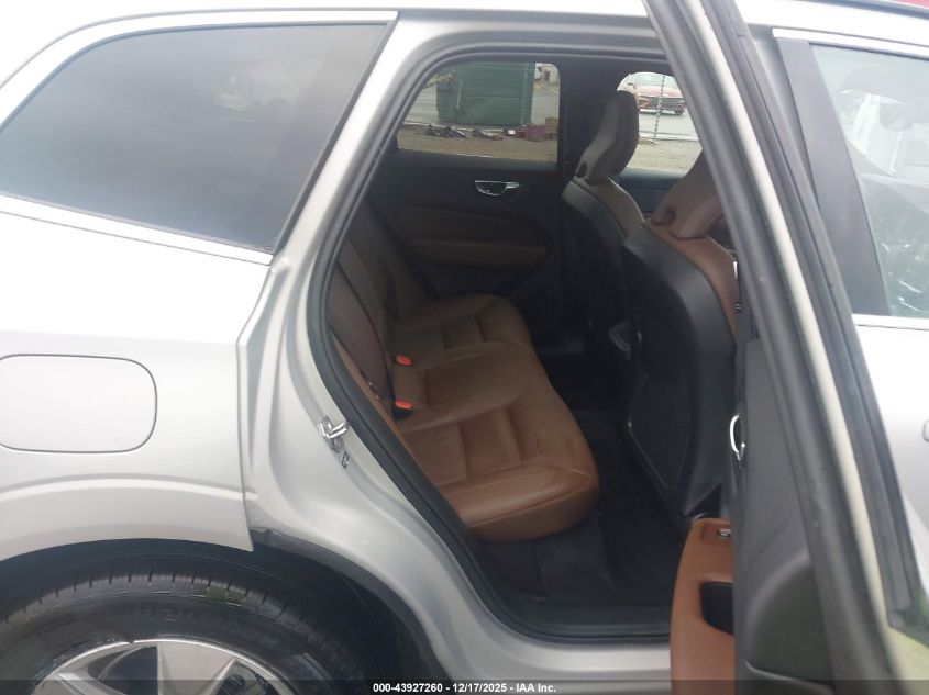 2022 Volvo Xc60 B5 Momentum VIN: YV4L12RK0N1982315 Lot: 43927260