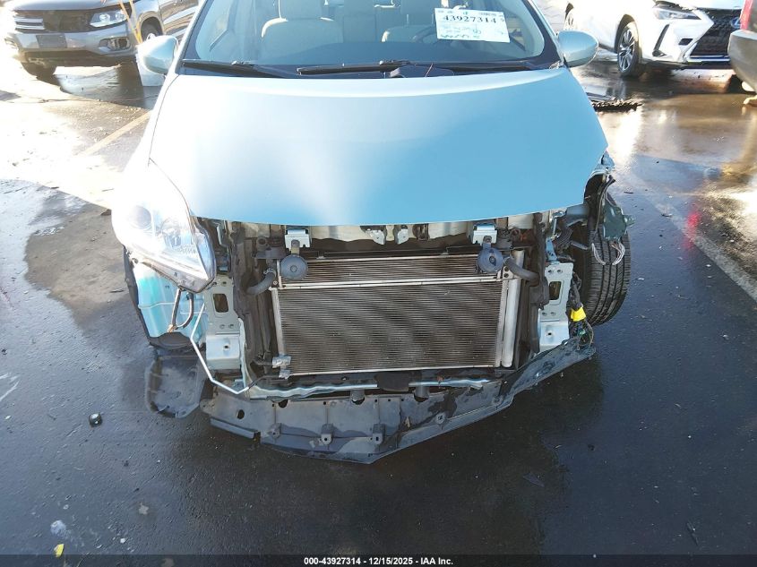 2013 Toyota Prius Two VIN: JTDKN3DU5D5674131 Lot: 43927314