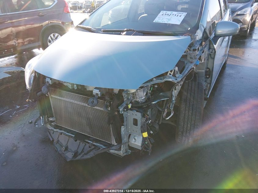 2013 Toyota Prius Two VIN: JTDKN3DU5D5674131 Lot: 43927314