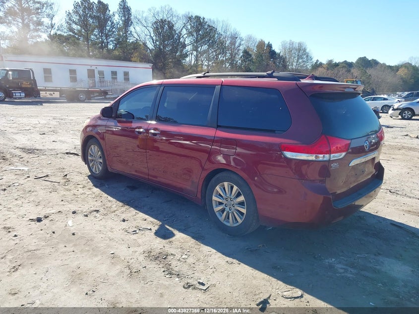 2011 Toyota Sienna Limited V6