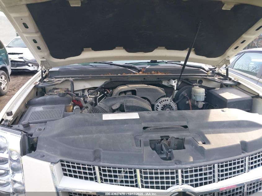 2011 Cadillac Escalade Esv Platinum Edition VIN: 1GYS4KEF0BR125546 Lot: 43927478