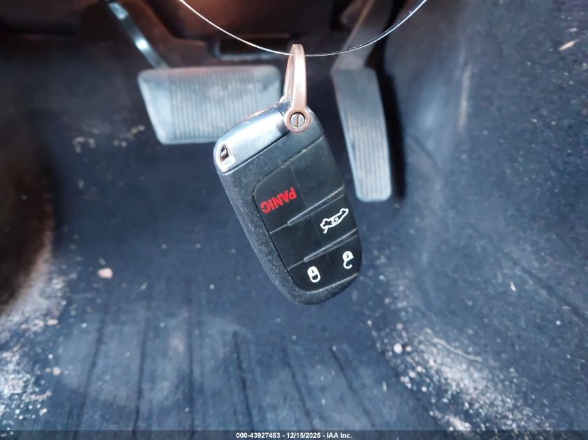 2020 Dodge Challenger Sxt VIN: 2C3CDZAG4LH243381 Lot: 43927483