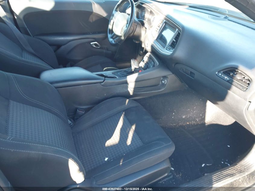 2020 Dodge Challenger Sxt