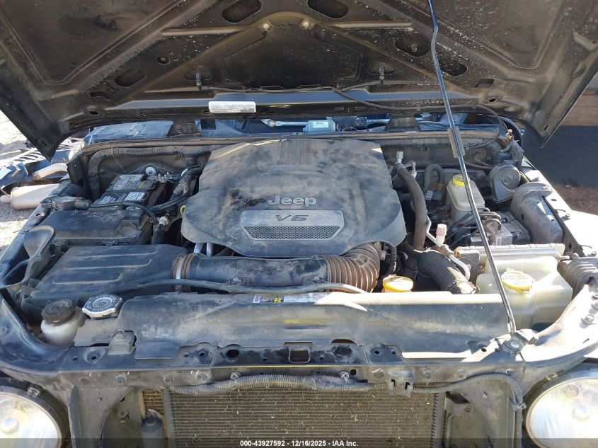 2015 Jeep Wrangler Sport VIN: 1C4AJWAG0FL737366 Lot: 43927592