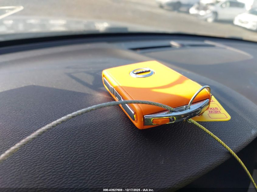 2020 Volvo Xc40 T5 Momentum VIN: YV4162UK8L2267483 Lot: 43927608