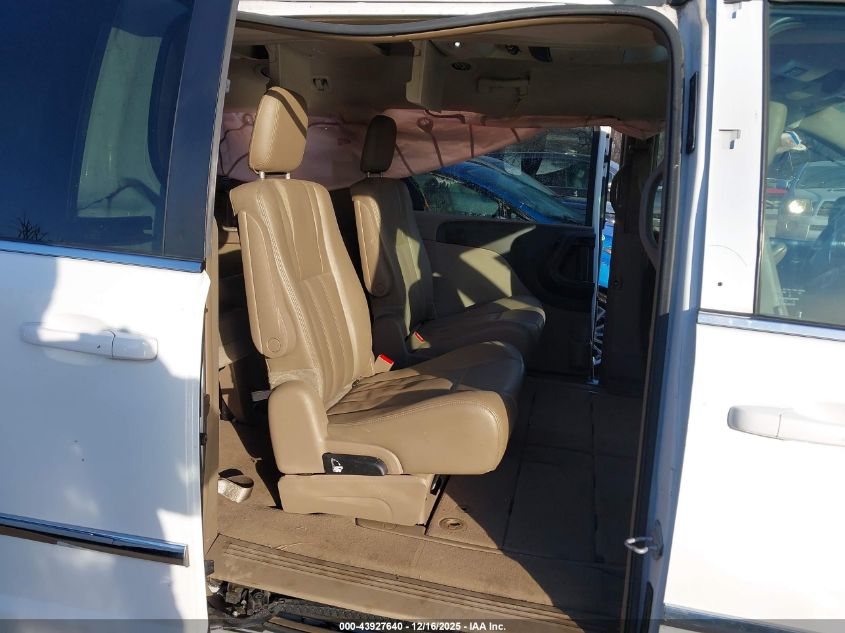 2015 Chrysler Town & Country Touring VIN: 2C4RC1BG1FR629750 Lot: 43927640