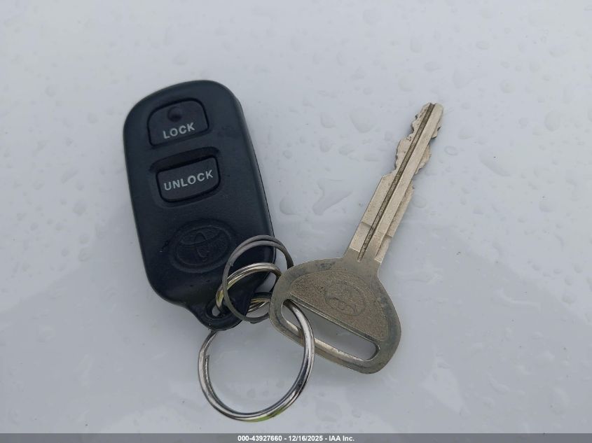 2003 Toyota Corolla Le VIN: 2T1BR38E73C152707 Lot: 43927660