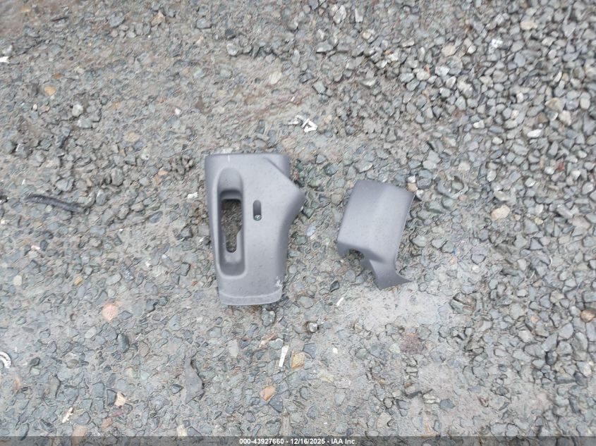 2003 Toyota Corolla Le VIN: 2T1BR38E73C152707 Lot: 43927660