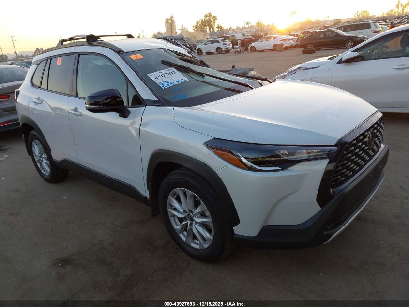 TOYOTA COROLLA CROSS LE