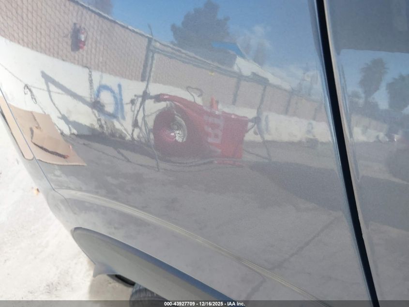 2023 Chevrolet Bolt Euv Fwd Lt VIN: 1G1FY6S04P4131415 Lot: 43927709