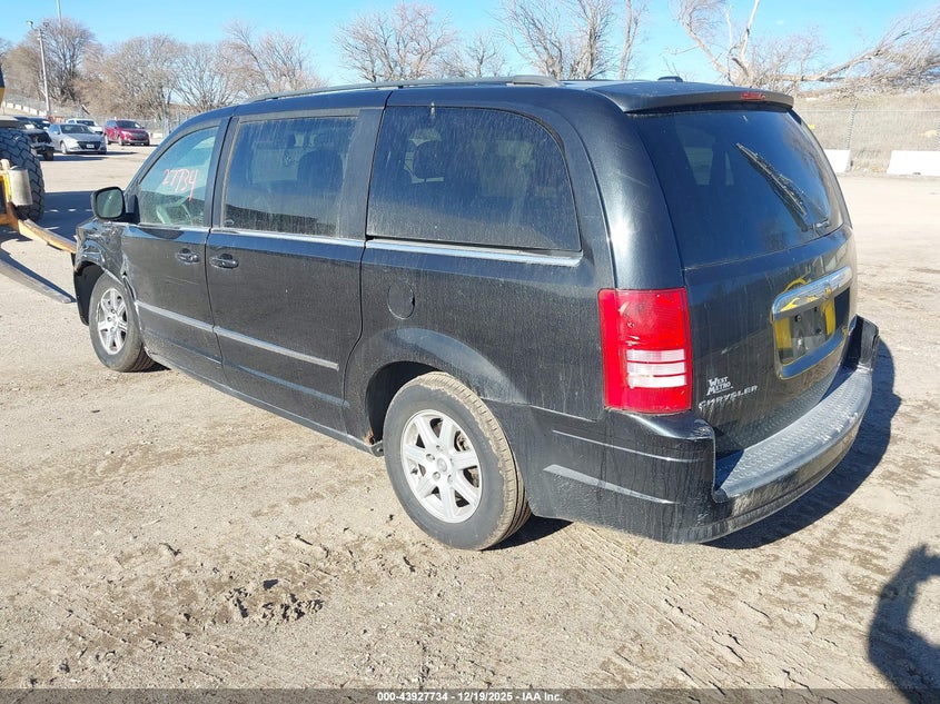 Vin: 2a4rr5d18ar319032, lot: 44423361, chrysler town & country touring 20103