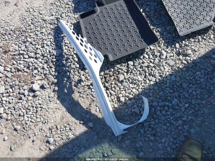 2025 Ford Bronco Sport Heritage VIN: 3FMCR9GN8SRE04302 Lot: 43927811