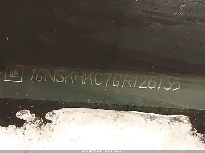 2016 Chevrolet Suburban Lt VIN: 1GNSKHKC7GR126135 Lot: 43927839