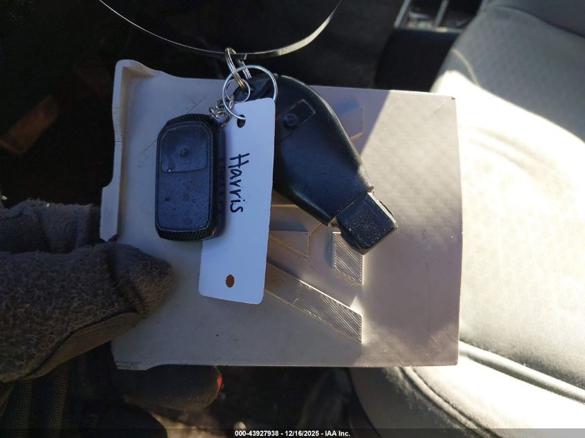 2017 Ram 1500 Slt 4X4 5'7 Box VIN: 1C6RR7LT4HS797761 Lot: 43927938