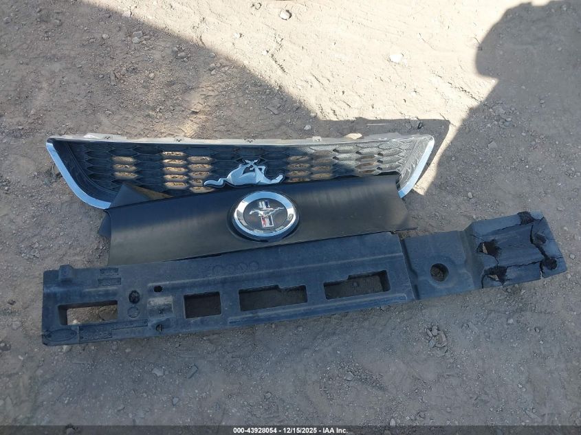 2014 Ford Mustang V6 VIN: 1ZVBP8AM3E5284297 Lot: 43928054