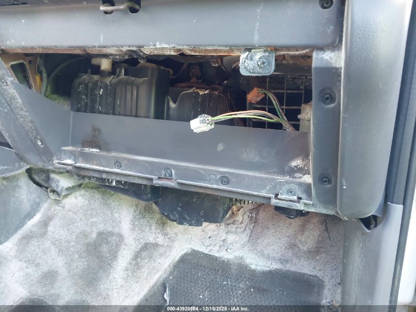 1998 Dodge Ram 1500 St VIN: 1B7HF13Y6WJ171220 Lot: 43928104