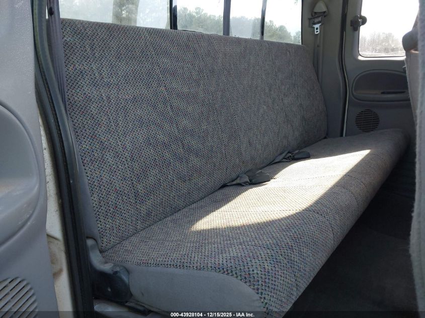 1998 Dodge Ram 1500 St VIN: 1B7HF13Y6WJ171220 Lot: 43928104