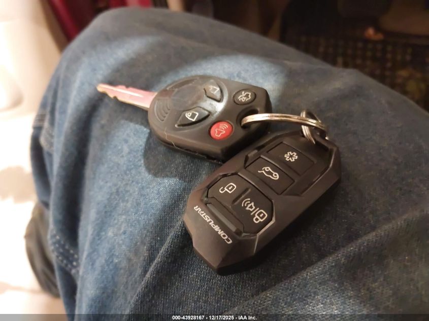 2009 Ford Escape Xlt VIN: 1FMCU93G39KC49565 Lot: 43928167