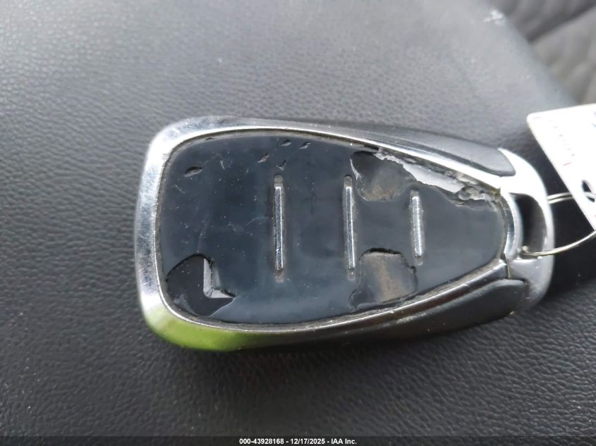 2019 Chevrolet Equinox Lt VIN: 2GNAXUEV0K6237066 Lot: 43928168