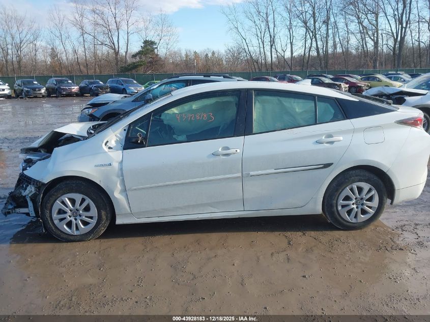 2017 Toyota Prius Two VIN: JTDKBRFUXH3036578 Lot: 43928183