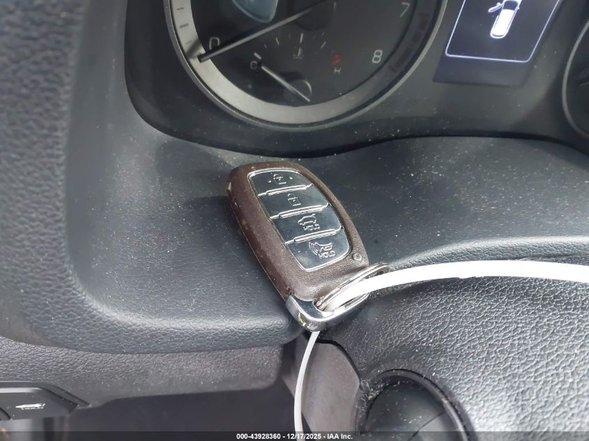 2018 Hyundai Tucson Value VIN: KM8J33A22JU681975 Lot: 43928360