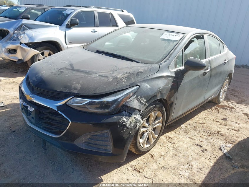1G1BE5SMXK7146190 2019 CHEVROLET CRUZE photo no. 2