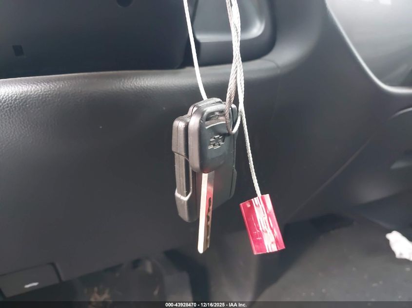 2015 Chevrolet Silverado 1500 2Lt VIN: 1GCVKREC3FZ201127 Lot: 43928470