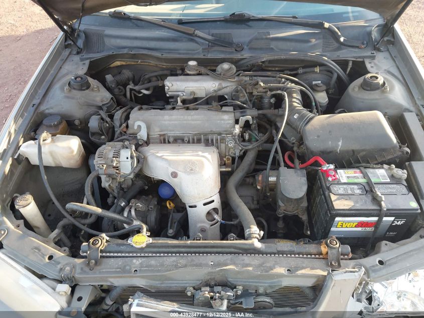 2001 Toyota Camry Le VIN: JT2BG28K810539370 Lot: 43928477