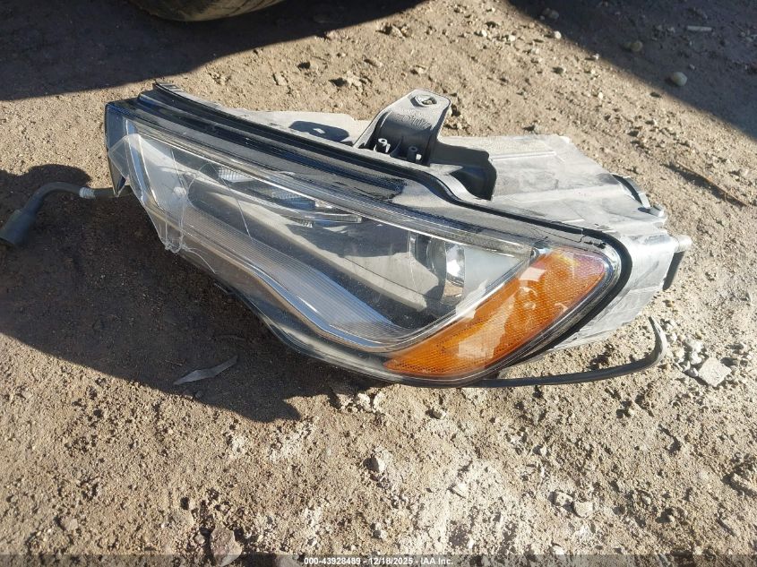 2016 Audi A3 2.0T Premium VIN: WAUB8GFF0G1108660 Lot: 43928489