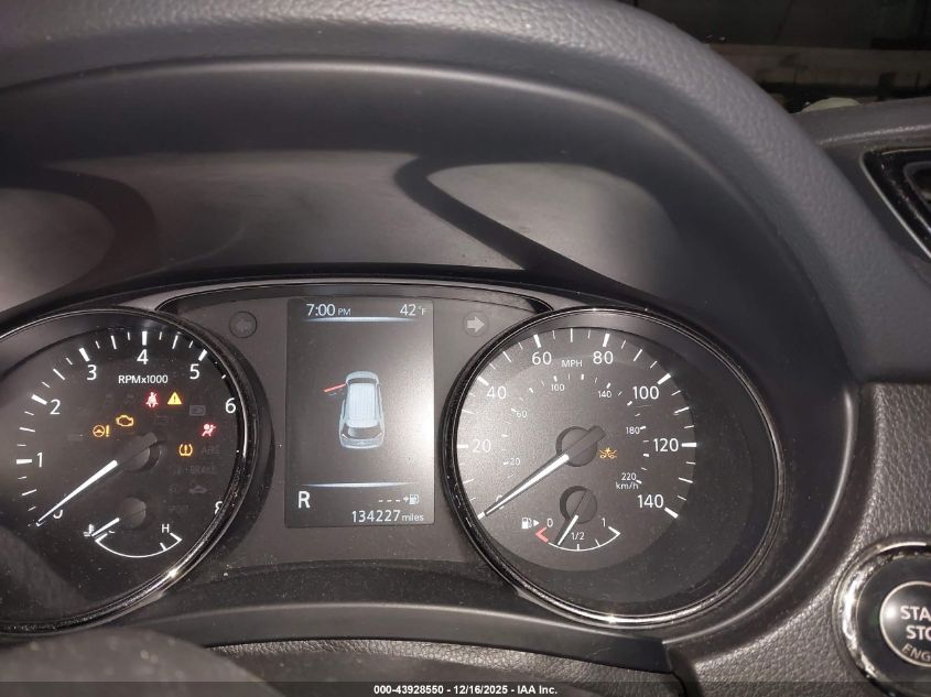 2017 Nissan Rogue Sv VIN: JN8AT2MV6HW282915 Lot: 43928550